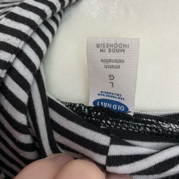 OLD NAVY | Striped Pull Over Hoodie - Picture 7 of 8